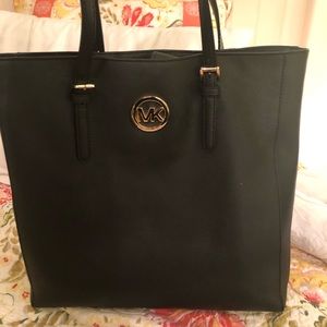 Michael Kors tote purse